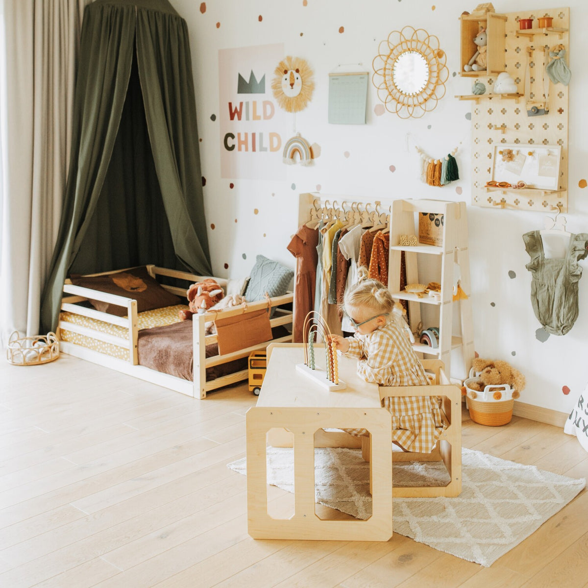 Montessori House Bed Montessori laua ja tooli komplekt - 1 tooliga