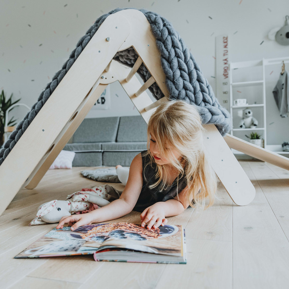 Montessori House Bed volditav 2-ühes ronimiskolmnurk