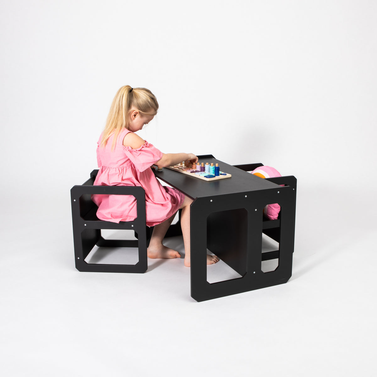 Montessori House Bed Montessori laua ja tooli komplekt - 2 tooliga