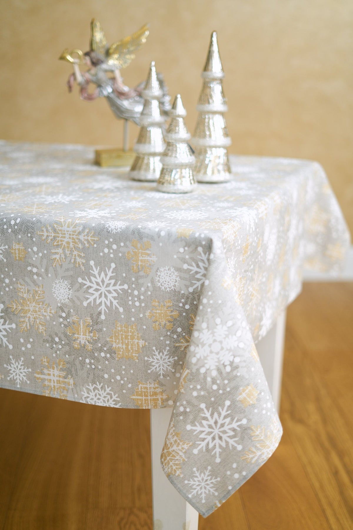 Hortensias Home ristkülikukujuline laudlina - Snowflakes