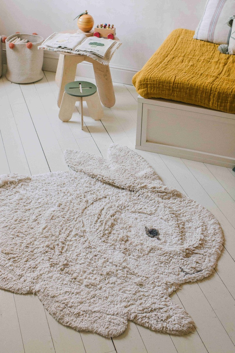 Käsitöö vaip jänese kujuga – naturaalne, elevandiluu toon