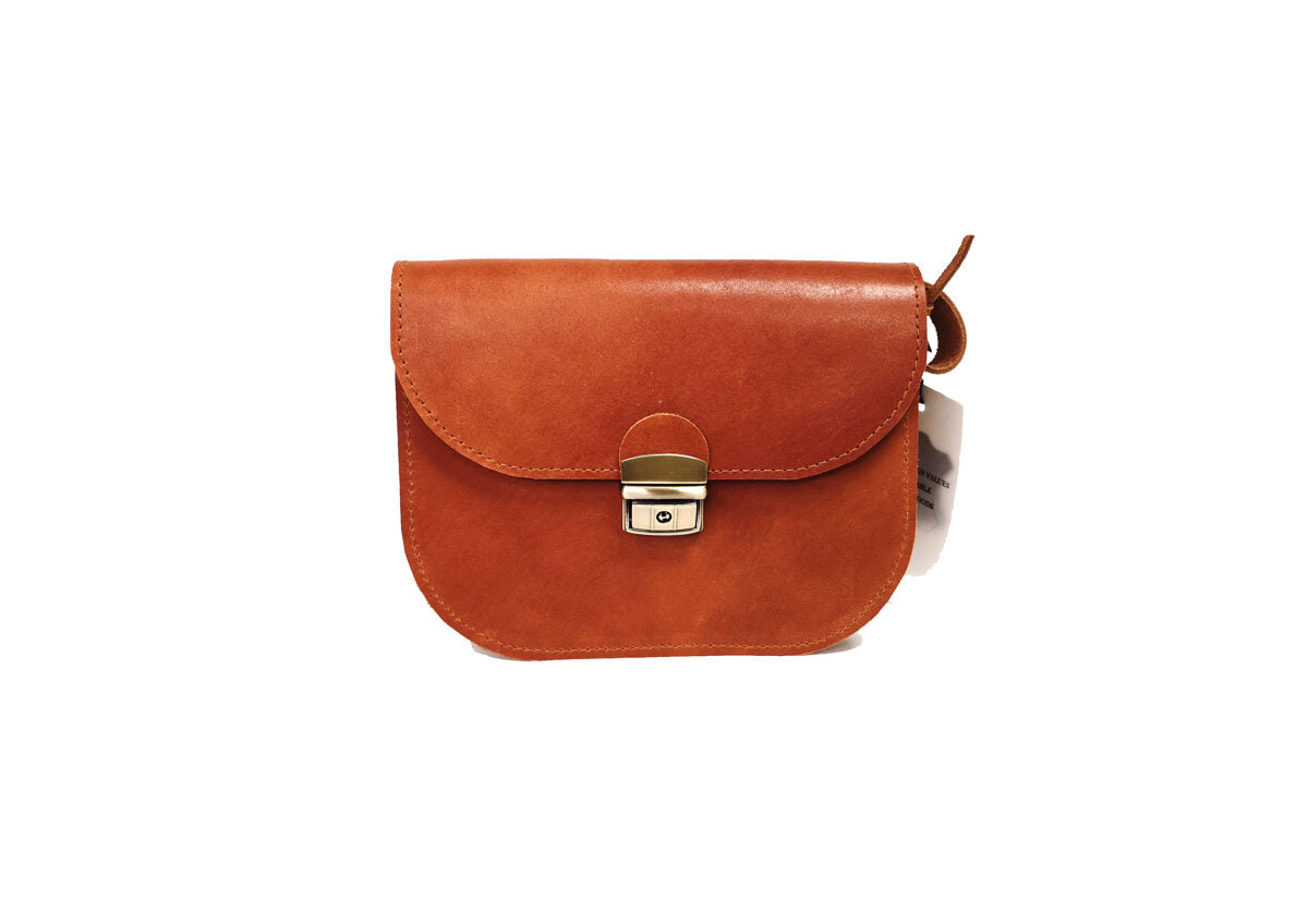 Natural Leather Saddle Bag Medium – Light Brown