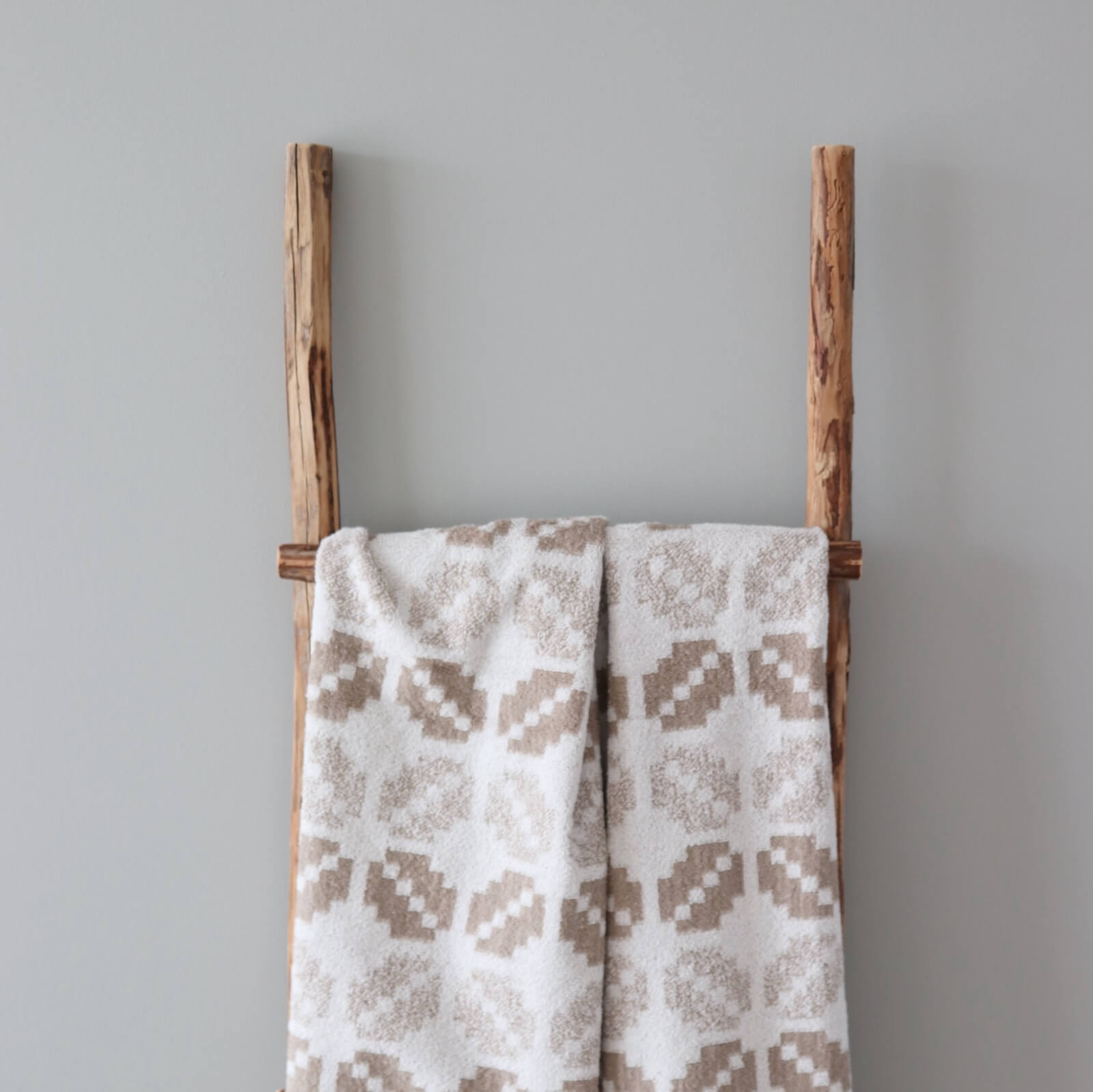 LOKO Suur Saunalina Läänemaa Mustriga – Puuvillane Rätik 81×160 cm