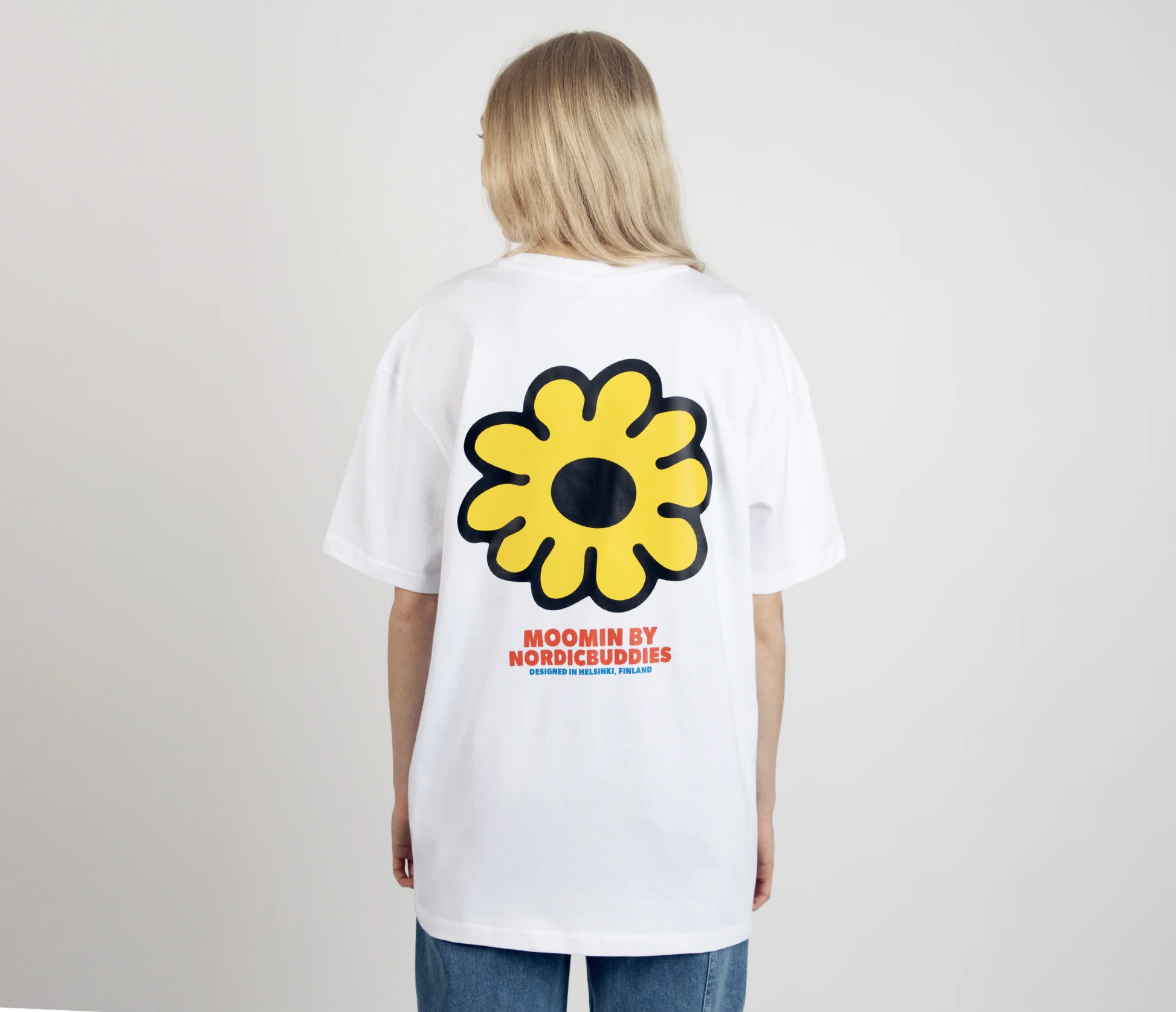 Moomin by NordicBuddies "Muumitrolli Lill" T-Särk Unisex - Valge selja tagant