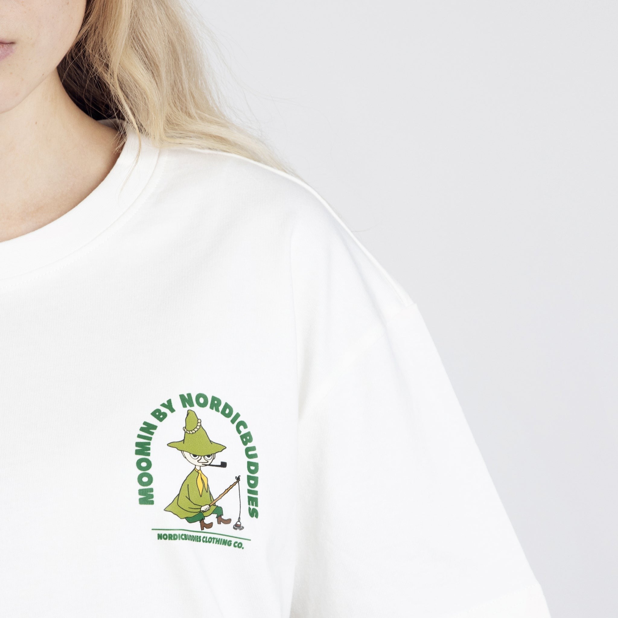 Moomin by NordicBuddies Snufkin Kalapüügi T-särk Unisex – Valge