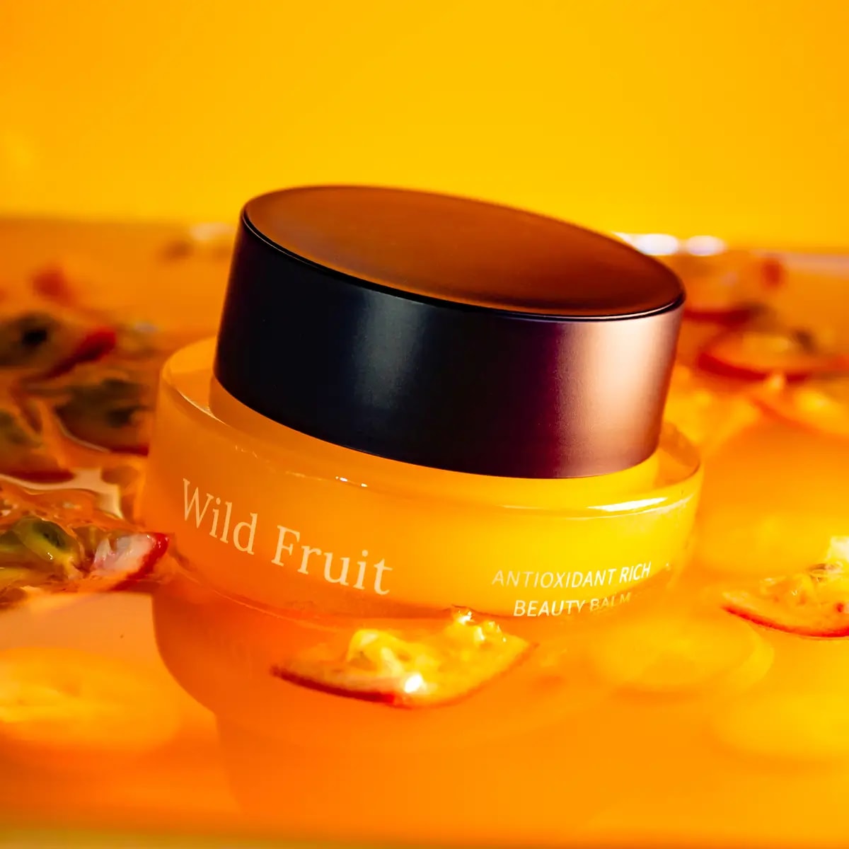 Usva Wild Fruit Antioksüdantiderikas Ilupalsam – sügavuti toitev ja kaitsva toimega.
