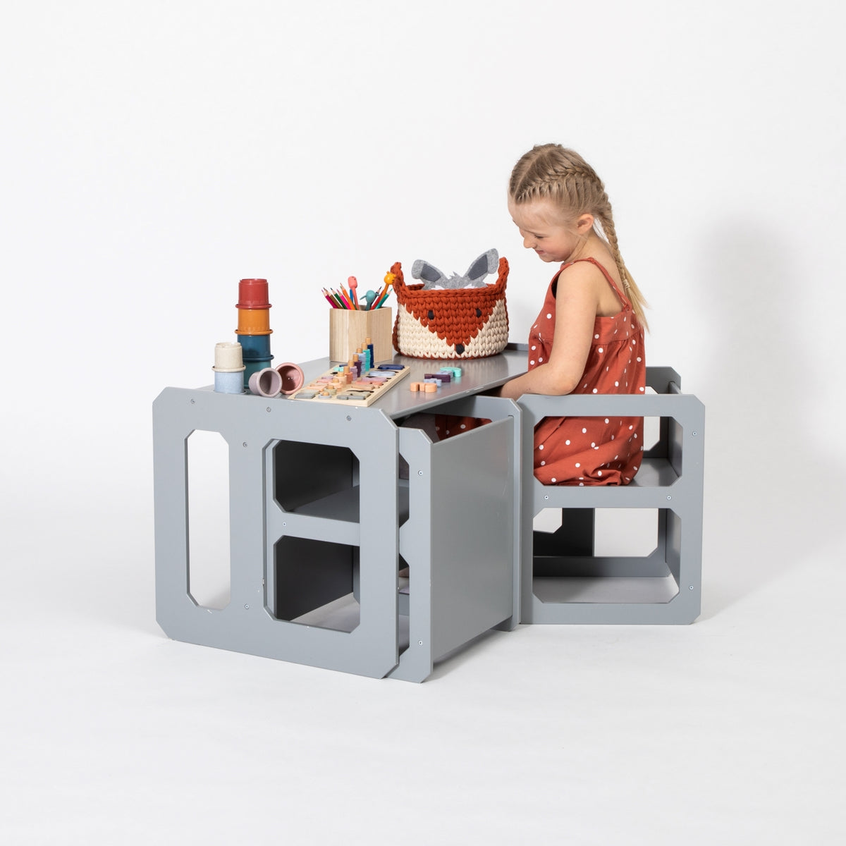 Montessori House Bed Montessori laua ja tooli komplekt - 2 tooliga
