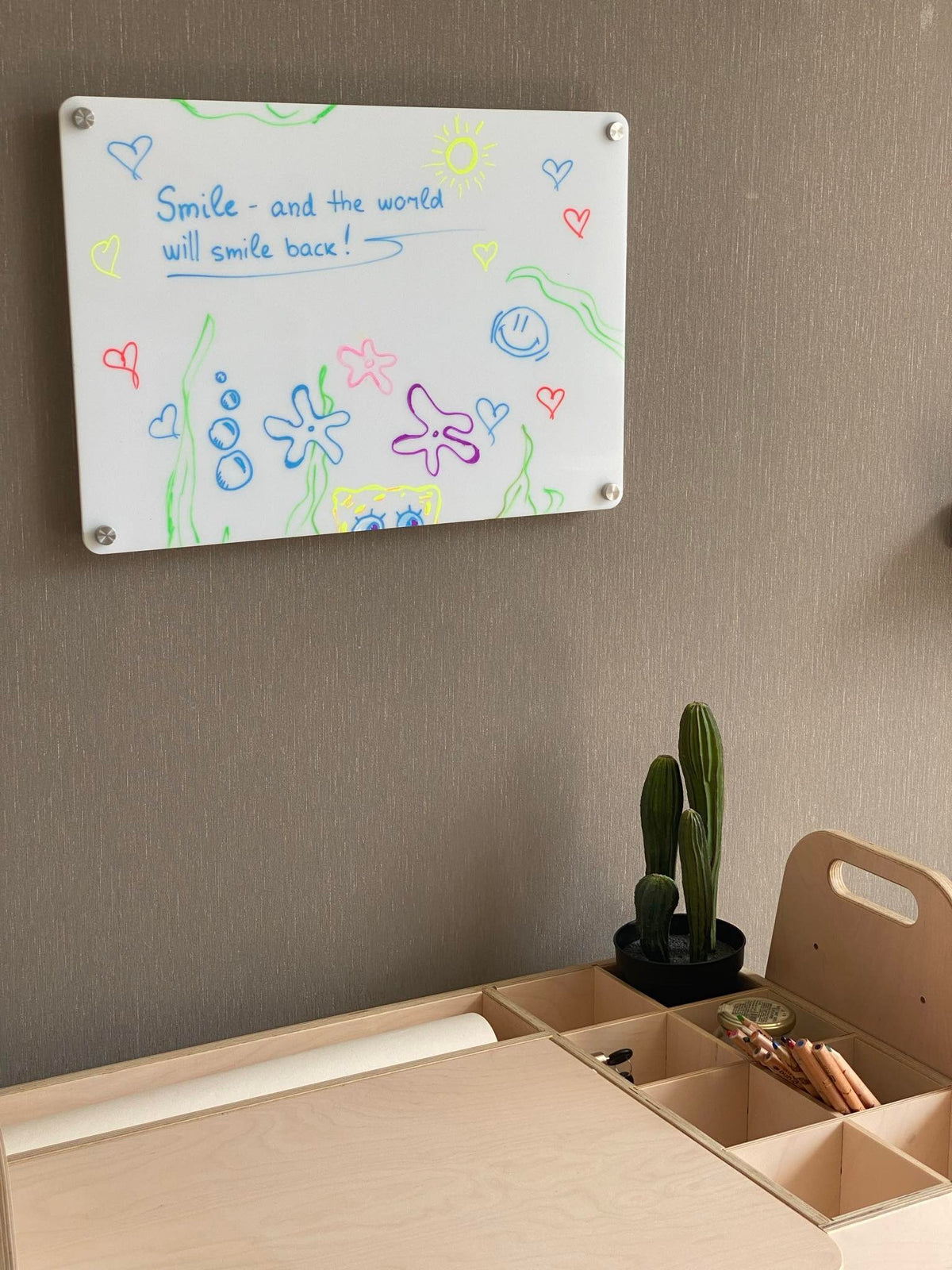 LUULA akrüültahvel Montessori-stiilis õppimiseks