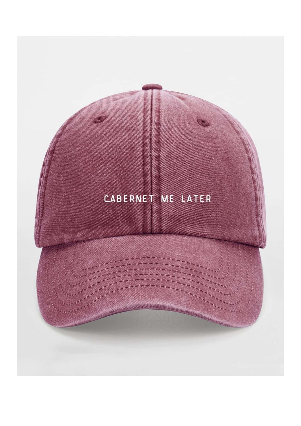 Black Giraffe Brand täiskasvanute nokamüts "Cabernet Me Later"