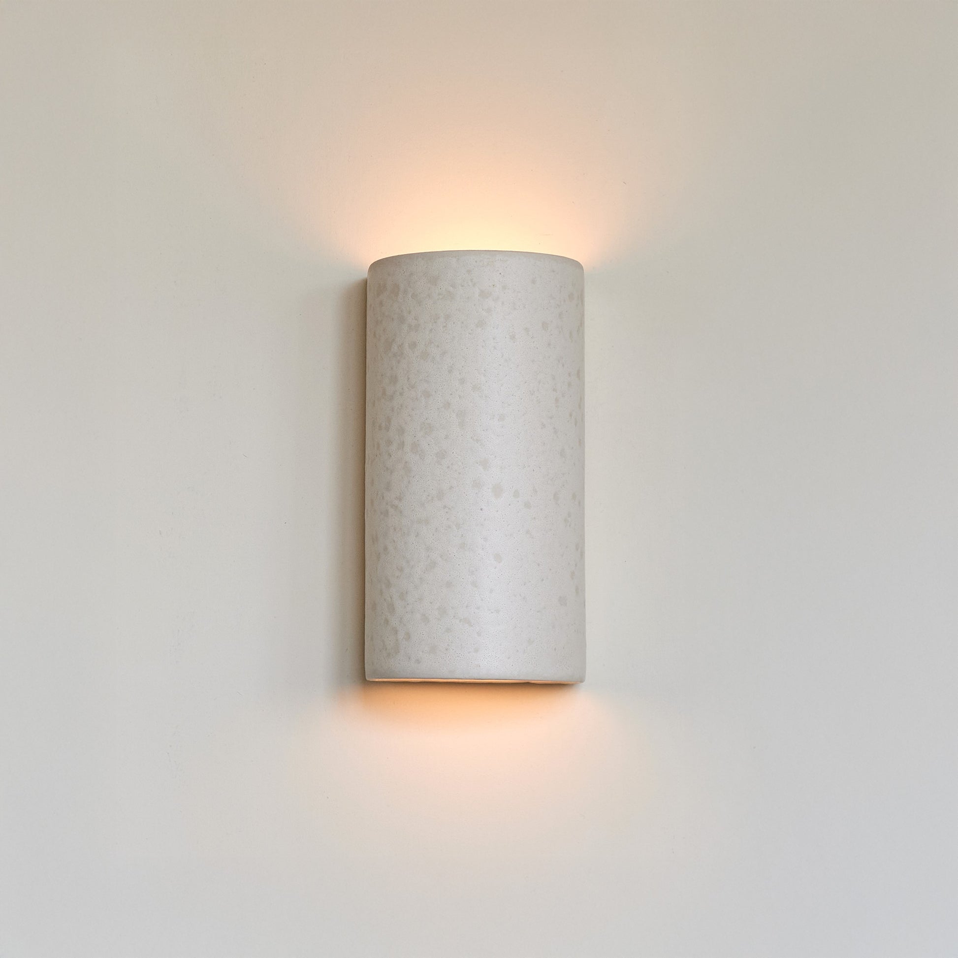 Ceramic wall light CURVE - Raw White