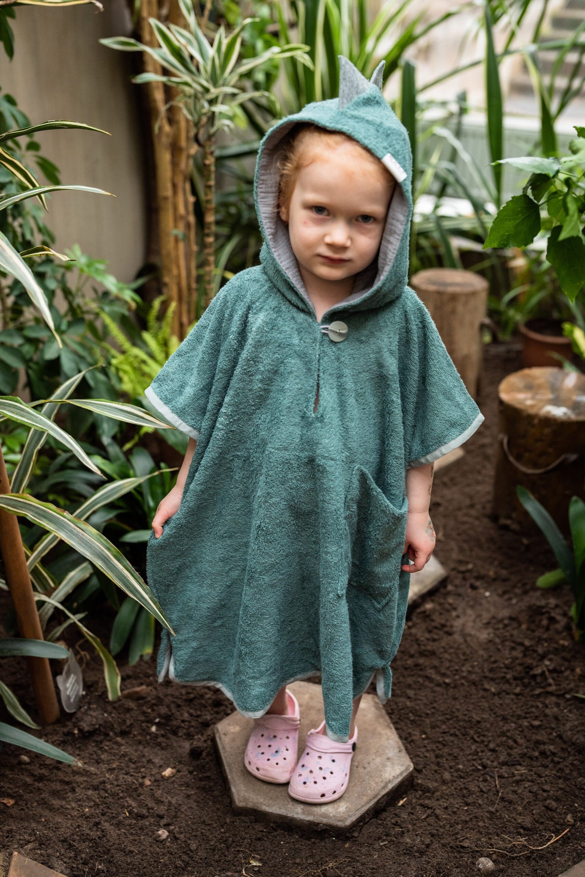 RÄTT laste lühikeste varrukatega poncho DINOSAUR