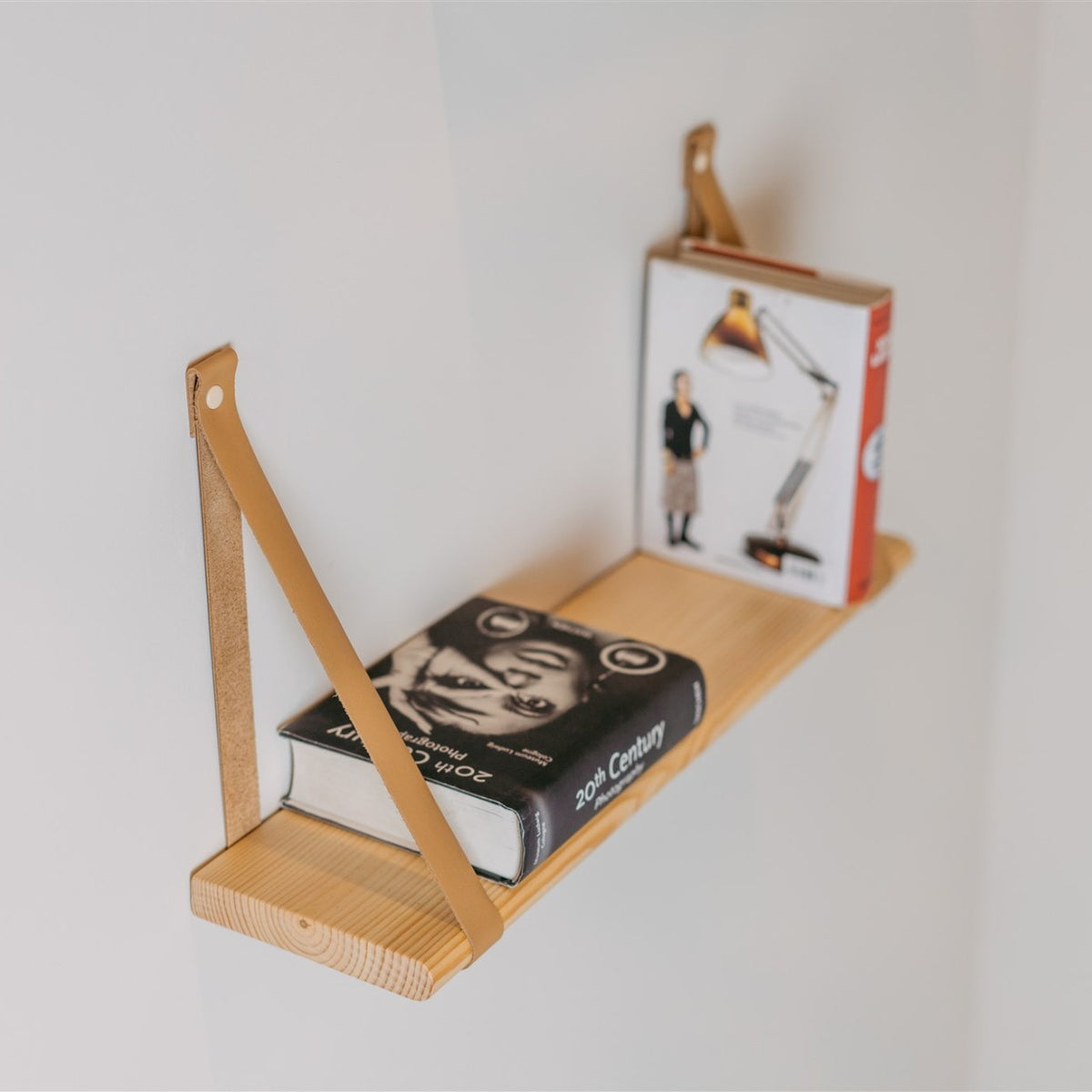 leg&go nahkrihmadega seinariiul, 60 cm