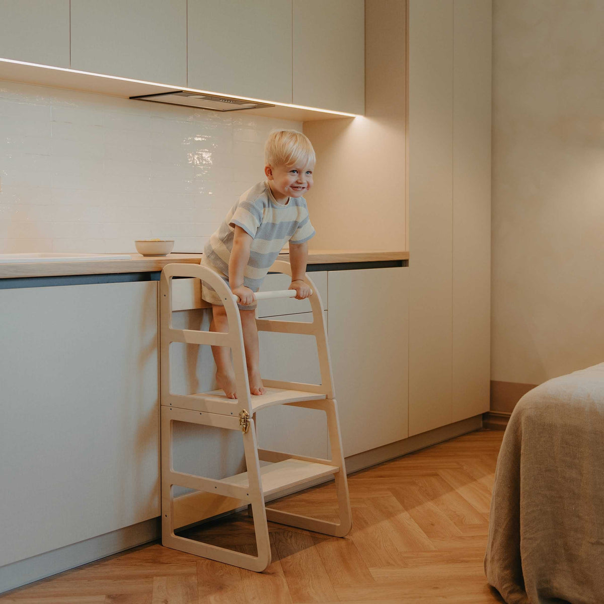leg&go 2-ühes teisendatav köögitorn "Sleekstep"