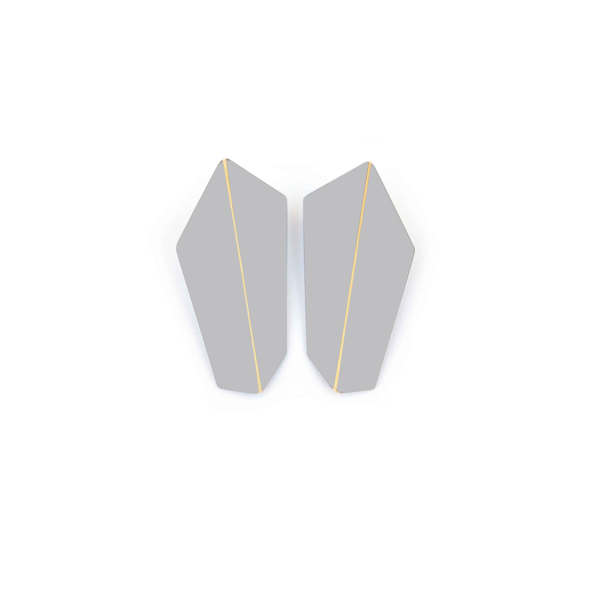 Lisa Kroeber Jewellery FOLDED VERTICAL kõrvarõngad
