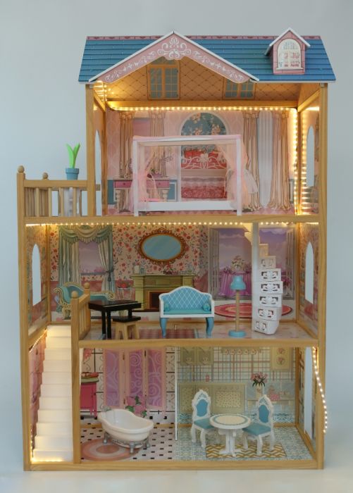 Gerardo's Toys puidust nukumaja LED-tuledega "Emily"