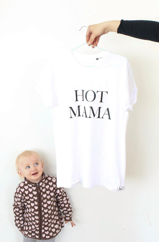 Musta kirahvi Brand Hot Mama T-paita