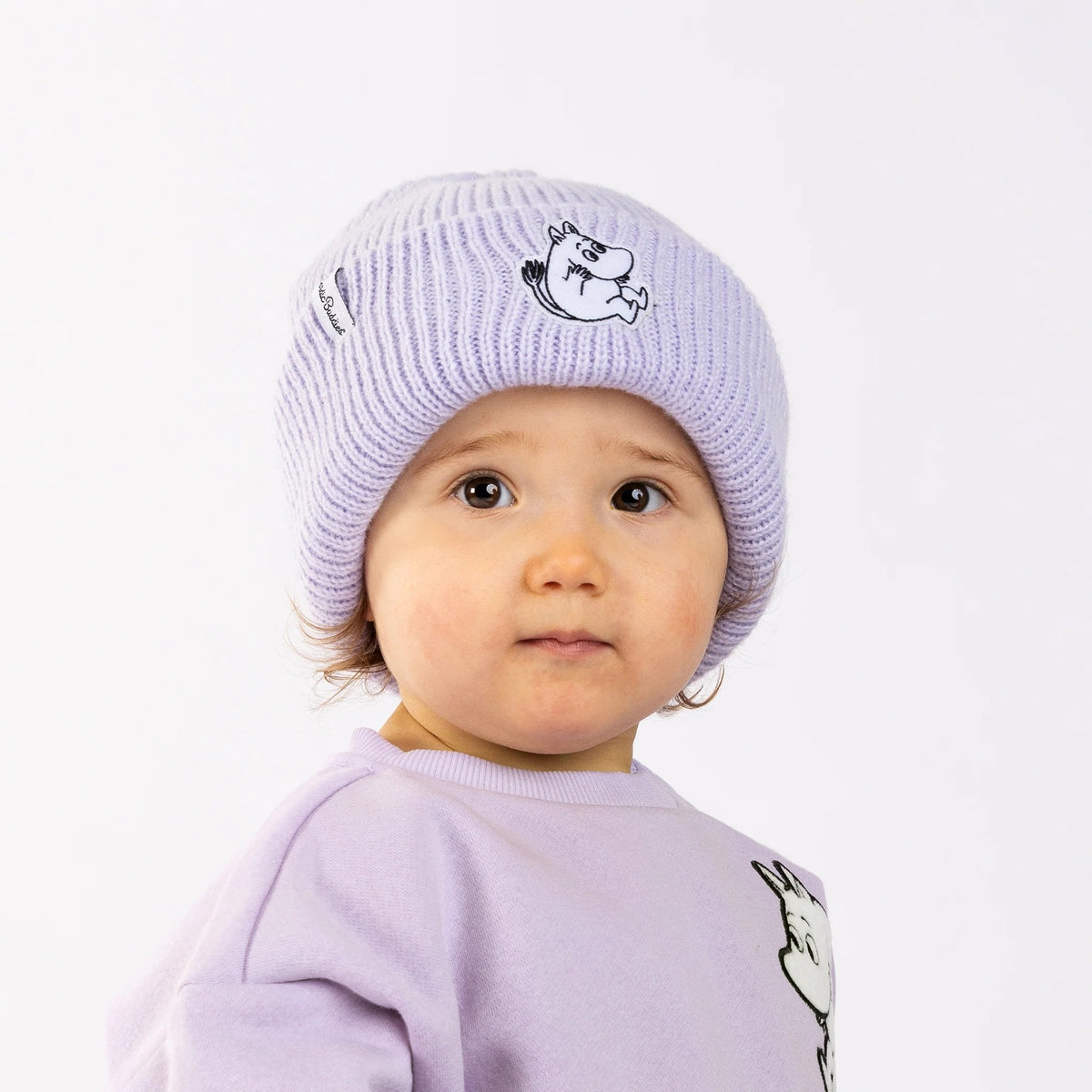 Moomin by NordicBuddies "Muumitroll" laste müts viltmärgiga - Lavendel