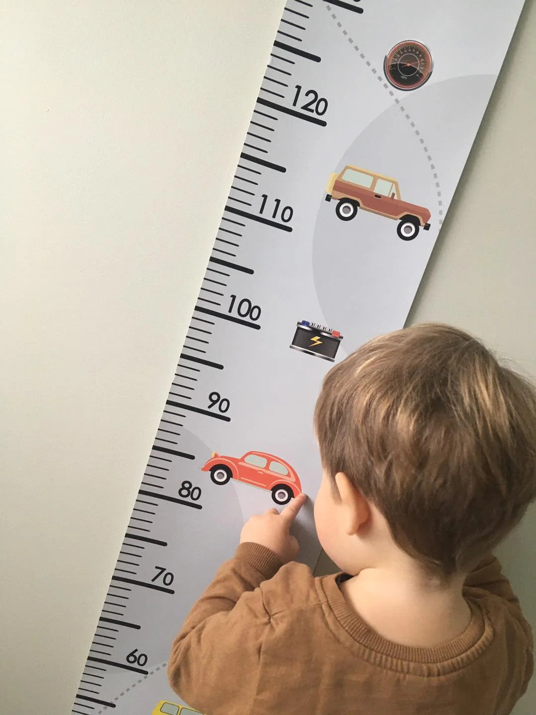 Little Harri paberist laste kasvutabel - Retro Cars