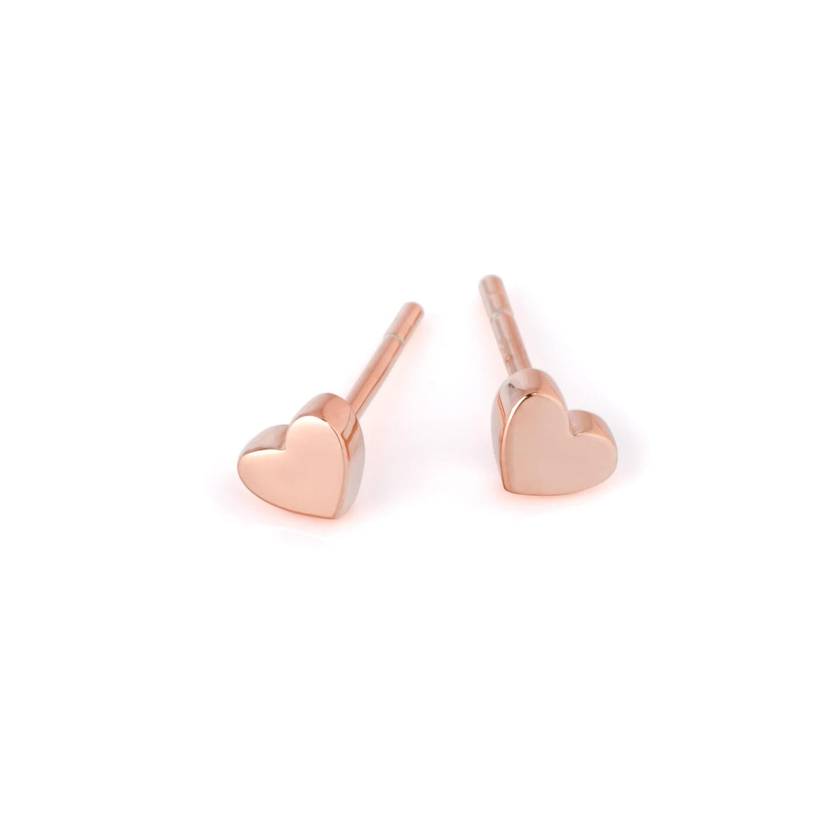 MyaMoon "Shiny Heart" südamekujulised kõrvarõngad – 925 hõbe