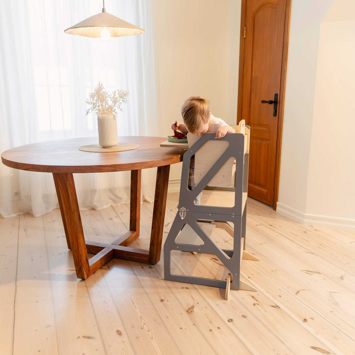 leg&go muudetav köögitorn "Modustep" ja söögitool