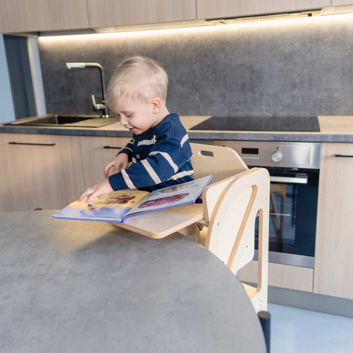 leg&go muudetav köögitorn "Securestep" koos söögitooliga